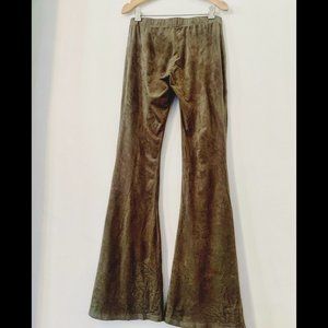 Sadie & Sage luxurious velvet bellbottoms!